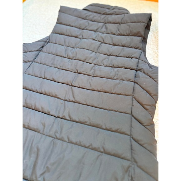 Gap Women Black Quilted Puffer Vest‎ Zip Snap Collar Size Small Lightweight - Picture 6 of 7
